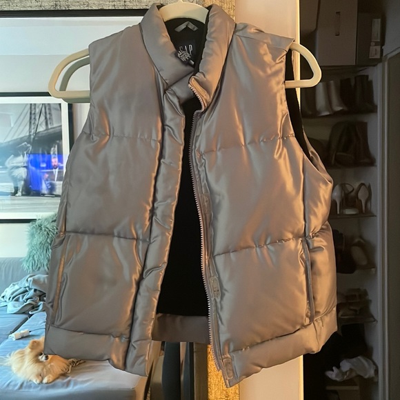 Vintage Gap Puffer Vest - Picture 1 of 4